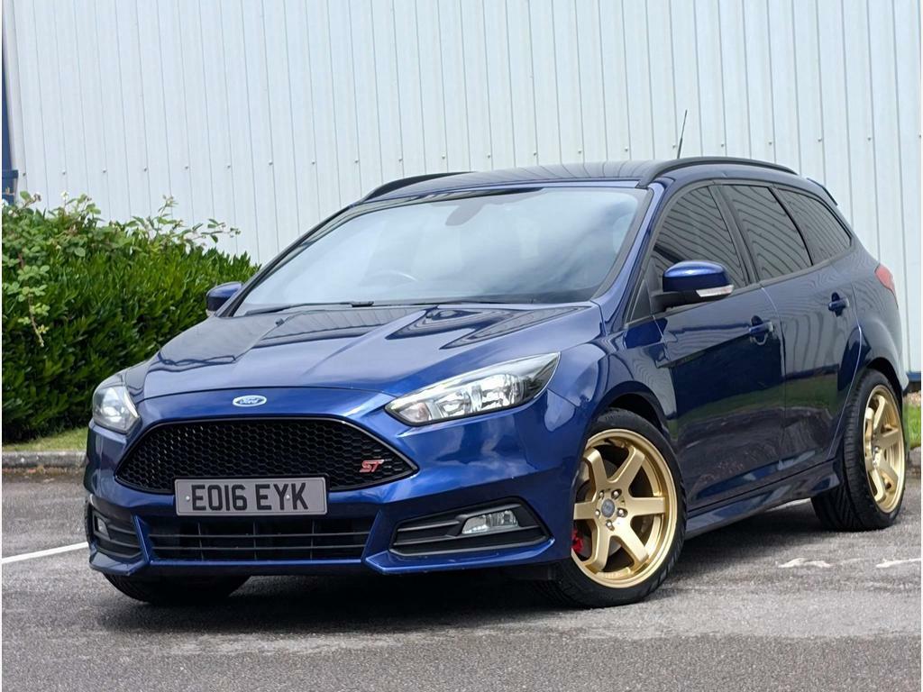 Compare Ford Focus 2.0T Ecoboost St-2 Euro 6 Ss EO16EYK Blue