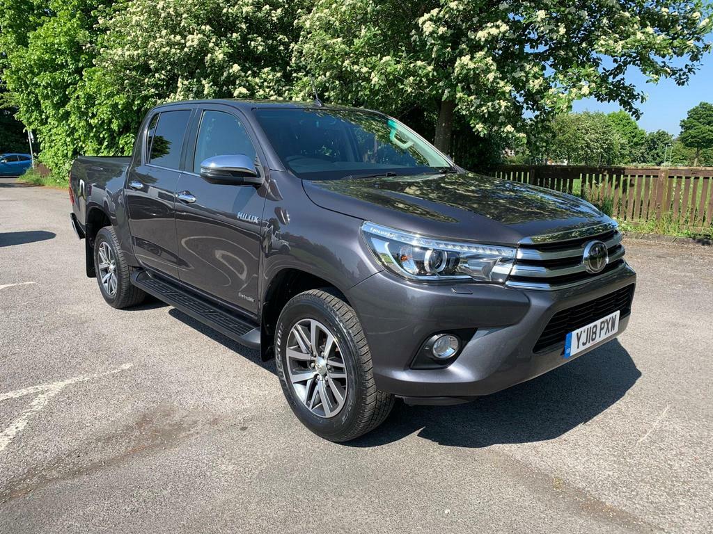 Compare Toyota HILUX 2.4 D-4d Invincible 4Wd Euro 6 Ss Tss YJ18PXW Grey