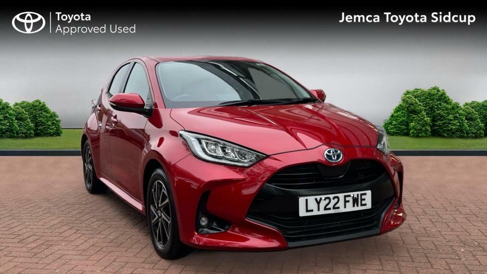 Compare Toyota Yaris 1.5 Vvt-h Design E-cvt Euro 6 Ss LY22FWE Red
