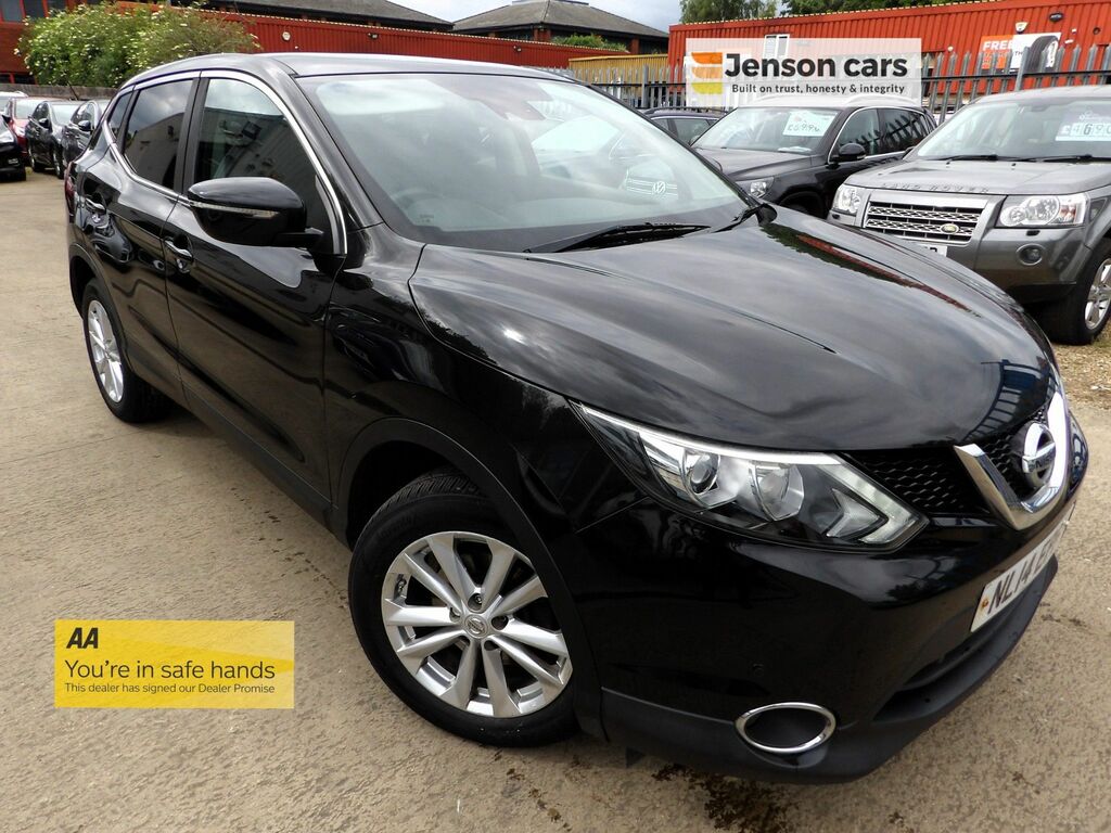 Compare Nissan Qashqai 1.5 Dci Acenta Premium 108 Bhp NL14EPF Black