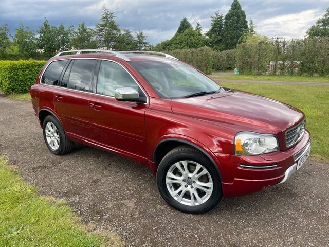 Compare Volvo XC90 2.4 D5 Se Lux AF12UOJ Red