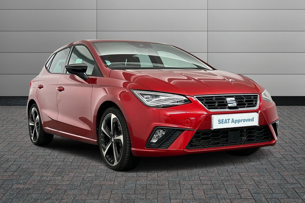 Compare Seat Ibiza 1.0 Mpi 80Ps Fr Sport 5-Door SV73OJL Red