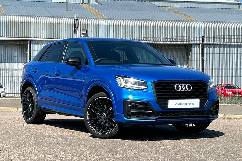 Compare Audi Q2 Black Edition 35 Tfsi 150 Ps 6-Speed WX20HYV Blue