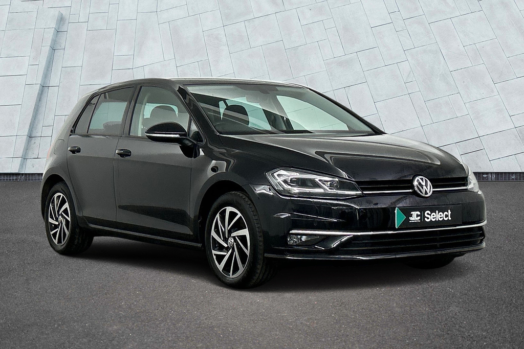 Compare Volkswagen Golf 1.5 Tsi Evo Match Edition Dsg Euro 6 Ss PY20BEU Black