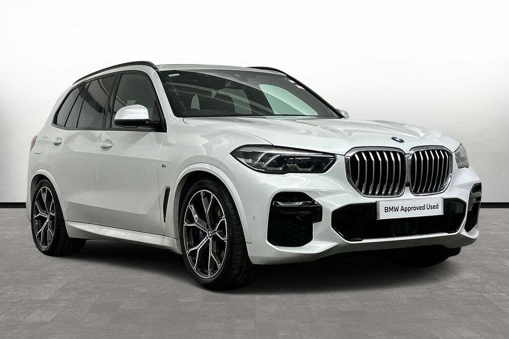 Compare BMW X5 X5 Xdrive30d M Sport SW71OGV White