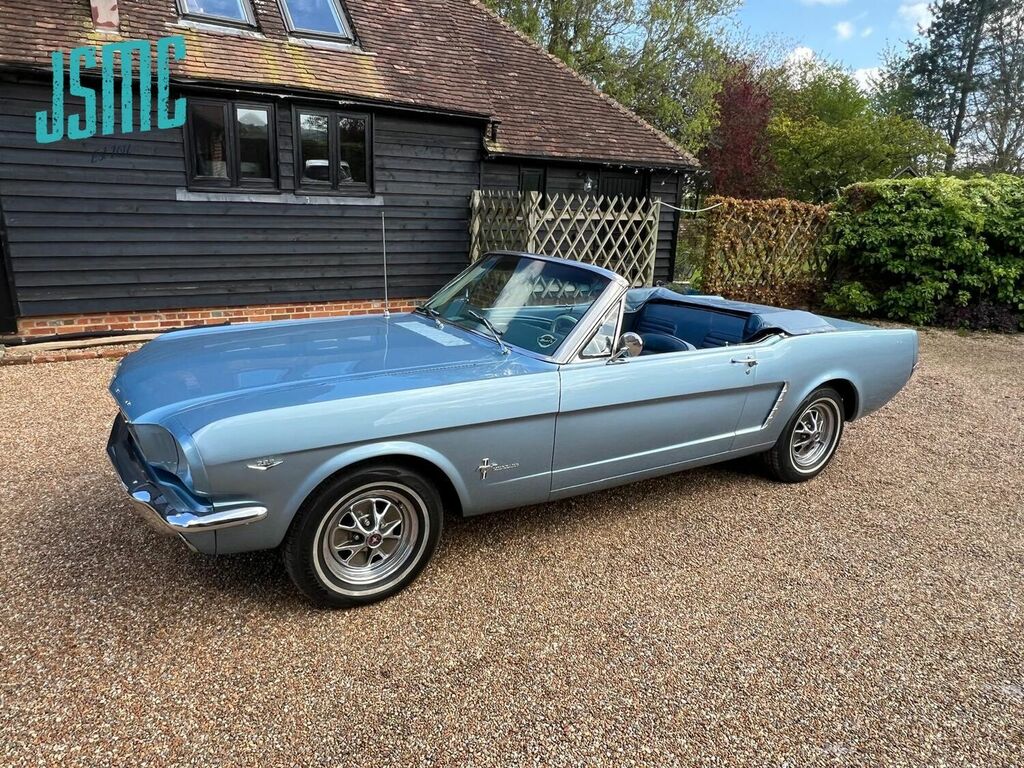 Ford Mustang Convertible Blue #1
