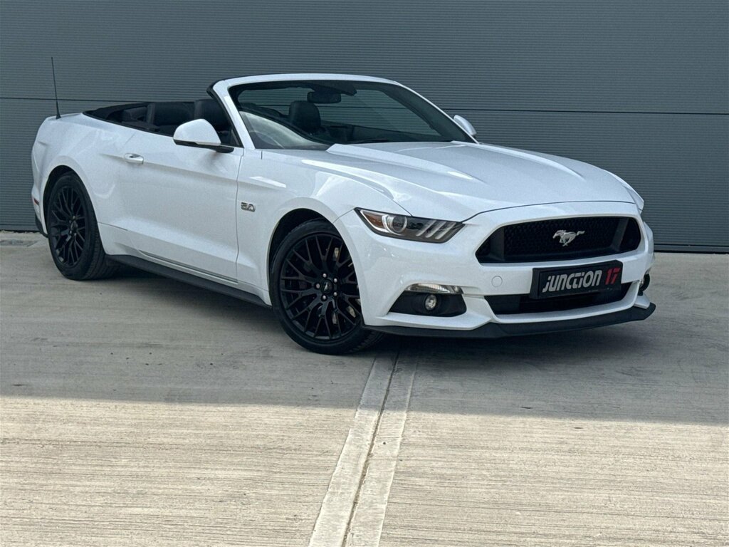 Compare Ford Mustang 5.0 V8 Gt Euro 6  
