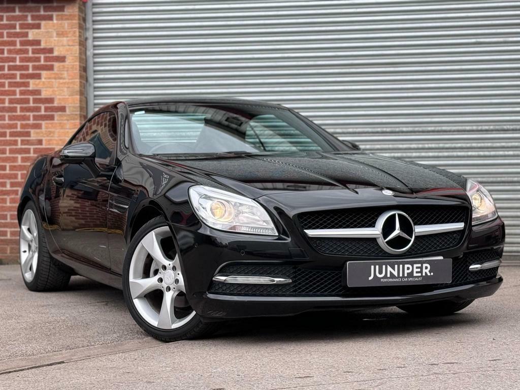 Compare Mercedes-Benz SLK 1.8 Slk200 Blueefficiency Edition 125 G-tronic Eu YF61JXS Black
