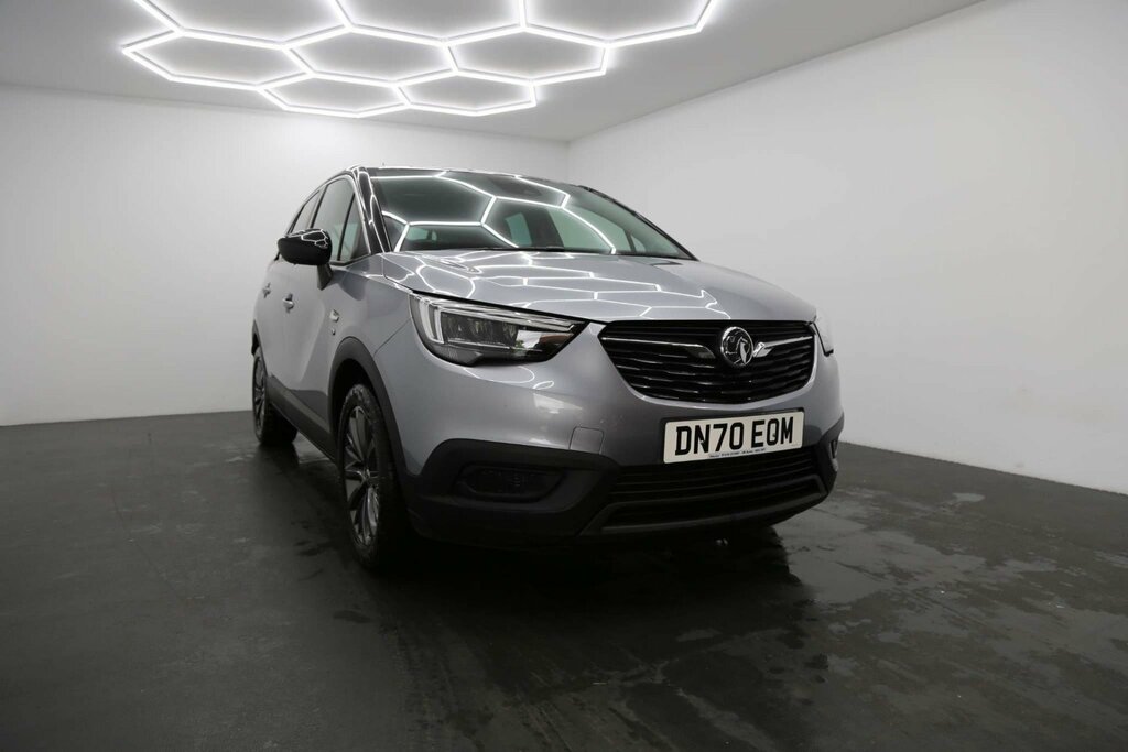 Compare Vauxhall Crossland X 2020 70 Griffin DN70EOM Grey