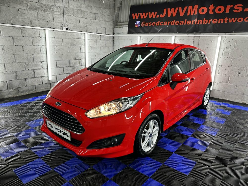 Compare Ford Fiesta 1.0T Ecoboost Zetec Hatchback Eu PO15WEA Red