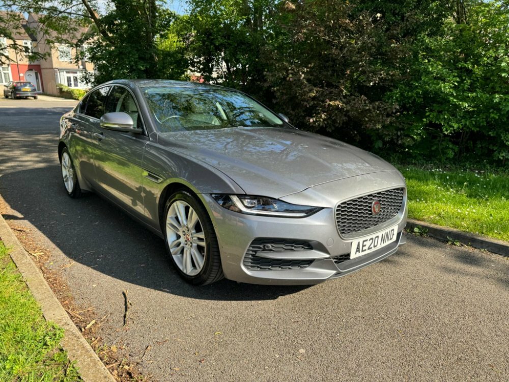 Compare Jaguar XE 2.0 D180 Hse Euro 6 Ss AE20NND Grey