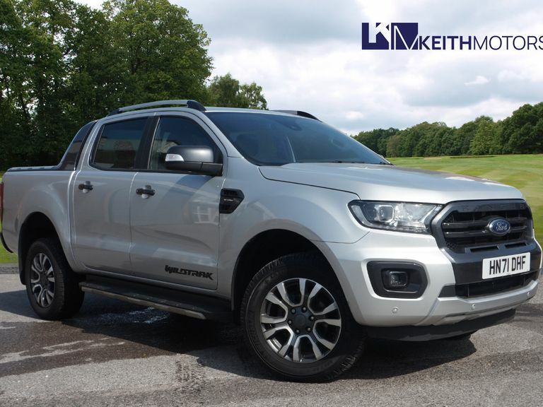 Compare Ford Ranger Pick Up Double Cab Wildtrak 2.0 Ecoblue 213 HN71DHF Silver