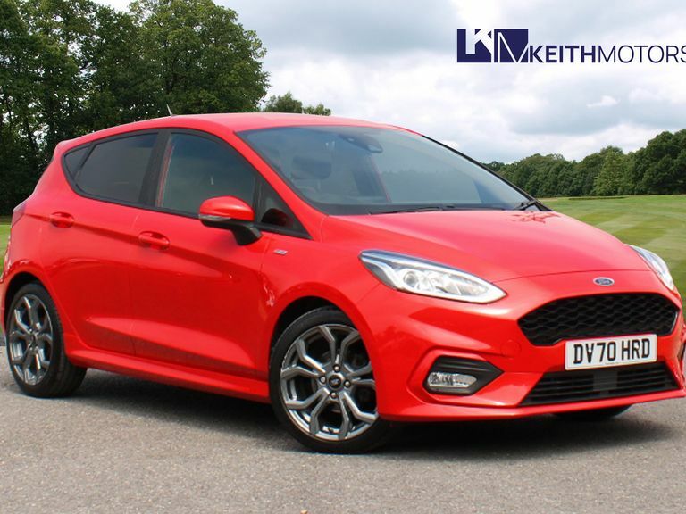 Compare Ford Fiesta 1.0 Ecoboost Hybrid Mhev 125 St-line Edition DV70HRD Red