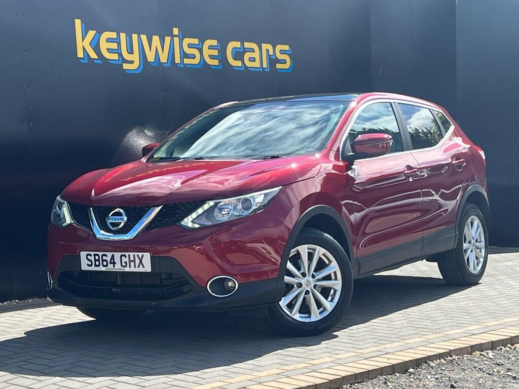 Compare Nissan Qashqai 1.2 Dig-t Acenta Premium 2Wd Euro 5 Ss SB64GHX Red