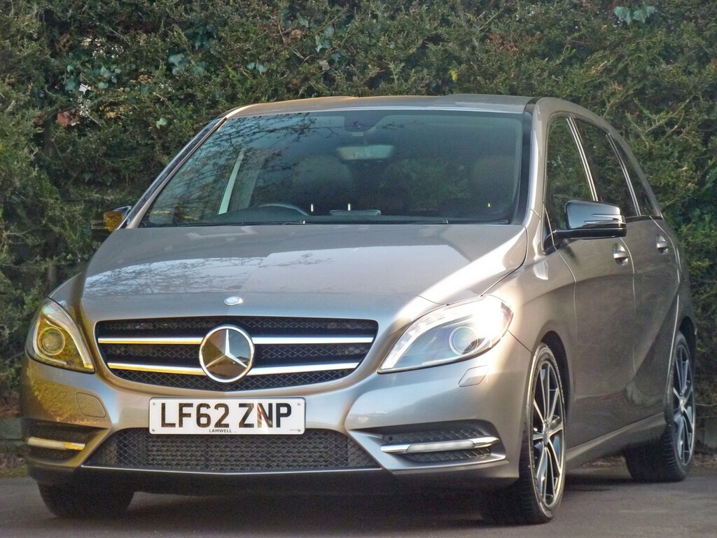Compare Mercedes-Benz B Class Mpv LF62ZNP Grey