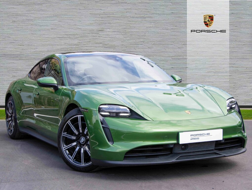 Compare Porsche Taycan 420Kw 4S 93Kwh HF21FXL Green