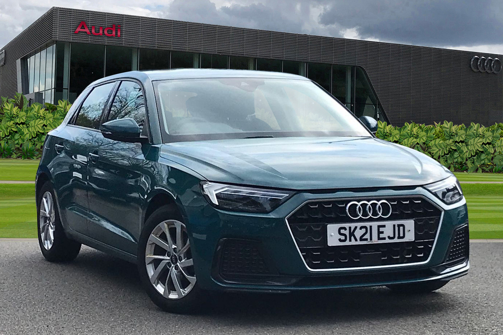 Compare Audi A1 Sport 25 Tfsi 95 Ps S Tronic SK21EJD Green