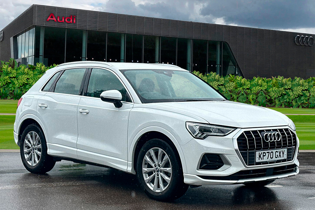 Compare Audi Q3 Sport 35 Tfsi 150 Ps 6-Speed KP70GXY White