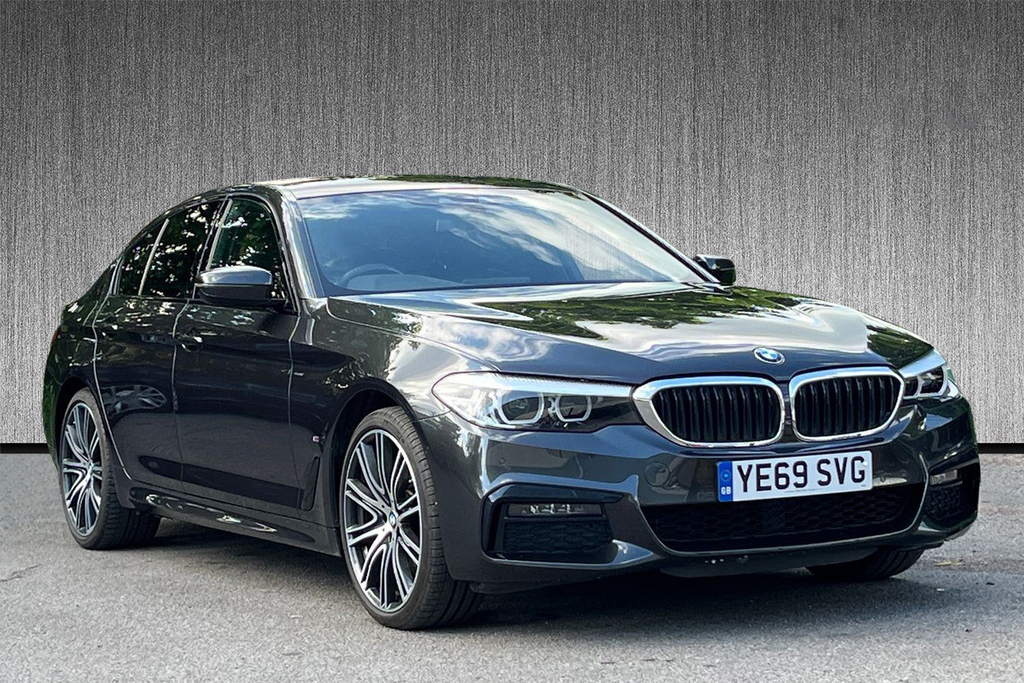 Compare BMW 5 Series 530E M Sport Iperformance Saloon YE69SVG Grey