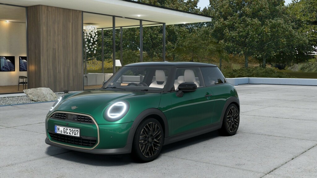 Compare Mini Hatch 1.5 C Exclusive Level 2  Green