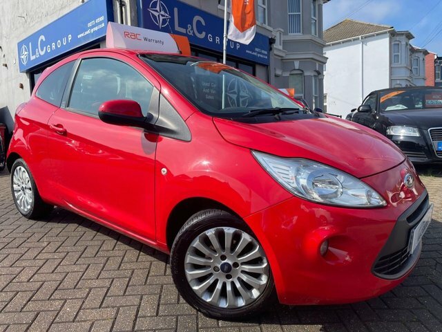 Compare Ford KA 1.2 Zetec 69 Bhp Stunning Example With Fantas GV64RMY Red