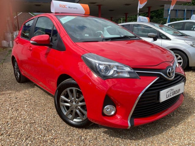 Compare Toyota Yaris 1.3 Vvt-i Icon 99 Bhp KP64BVX Red