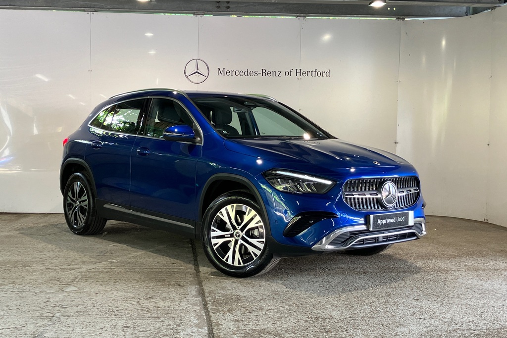 Compare Mercedes-Benz GLA Class Gla 200 D Sport Executive KJ73AVM Blue