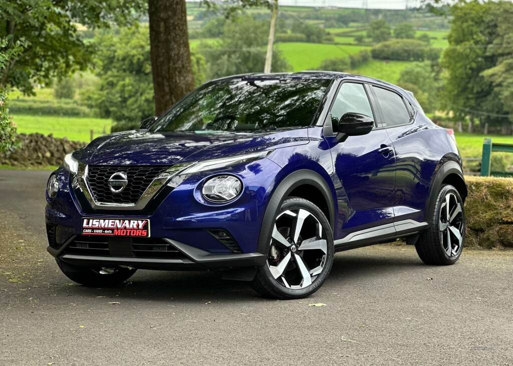 Compare Nissan Juke 1.0 Dig-t N-connecta RRZ3147 Blue