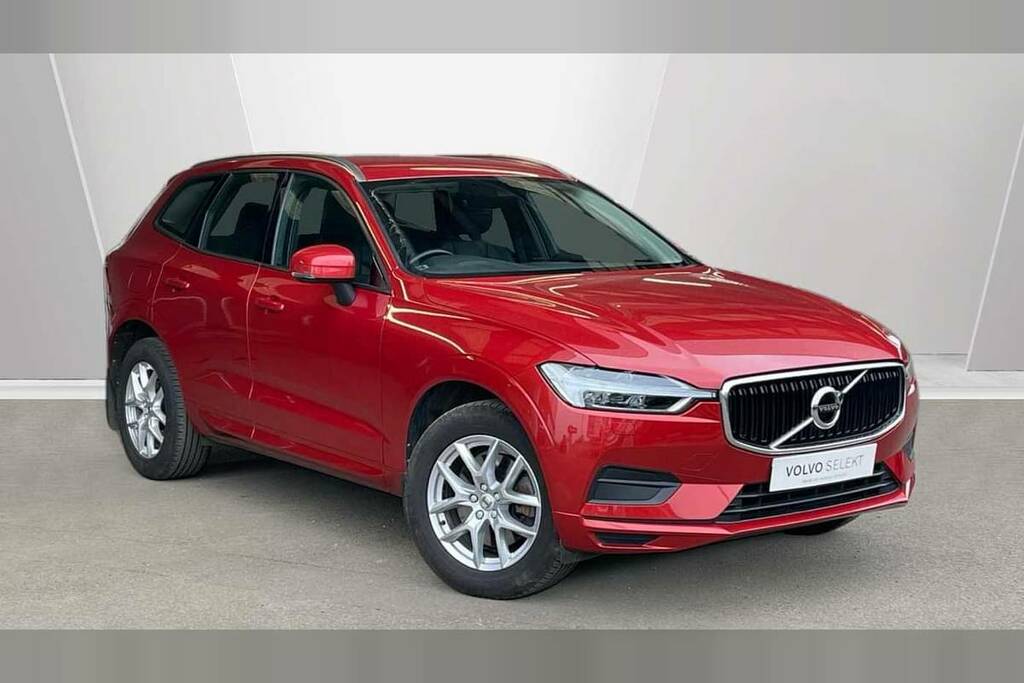 Compare Volvo XC60 2.0 D4 Momentum Awd Geartronic AE18WHT Red
