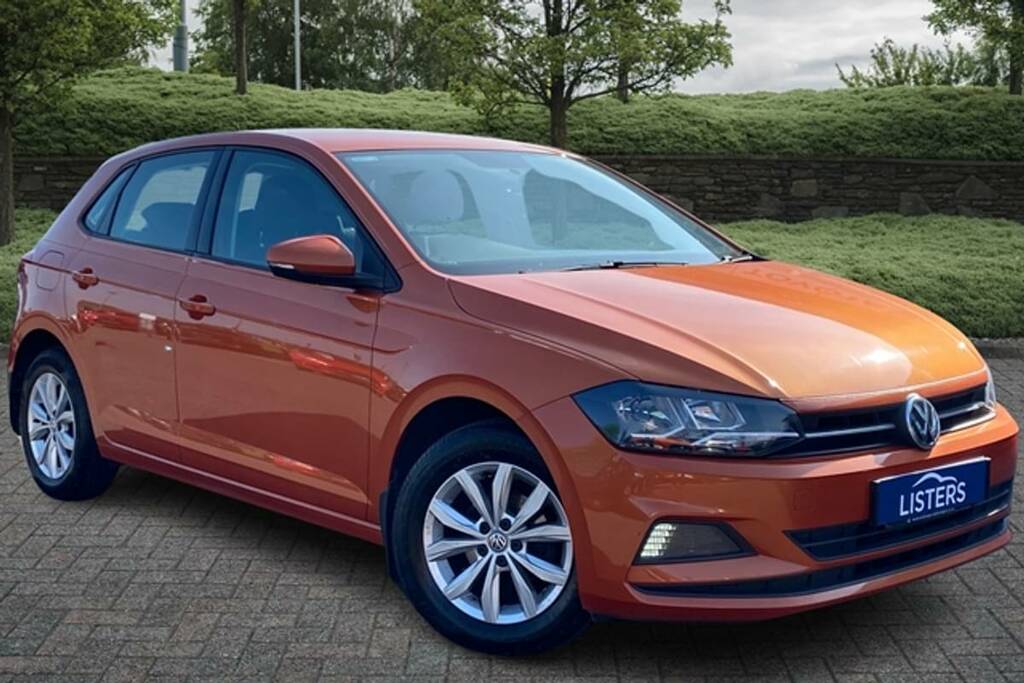 Compare Volkswagen Polo 1.0 Se DC18NJZ Orange