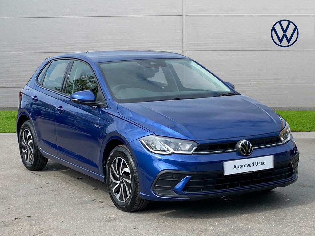 Compare Volkswagen Polo 1.0 Tsi Life LC71TXG Blue