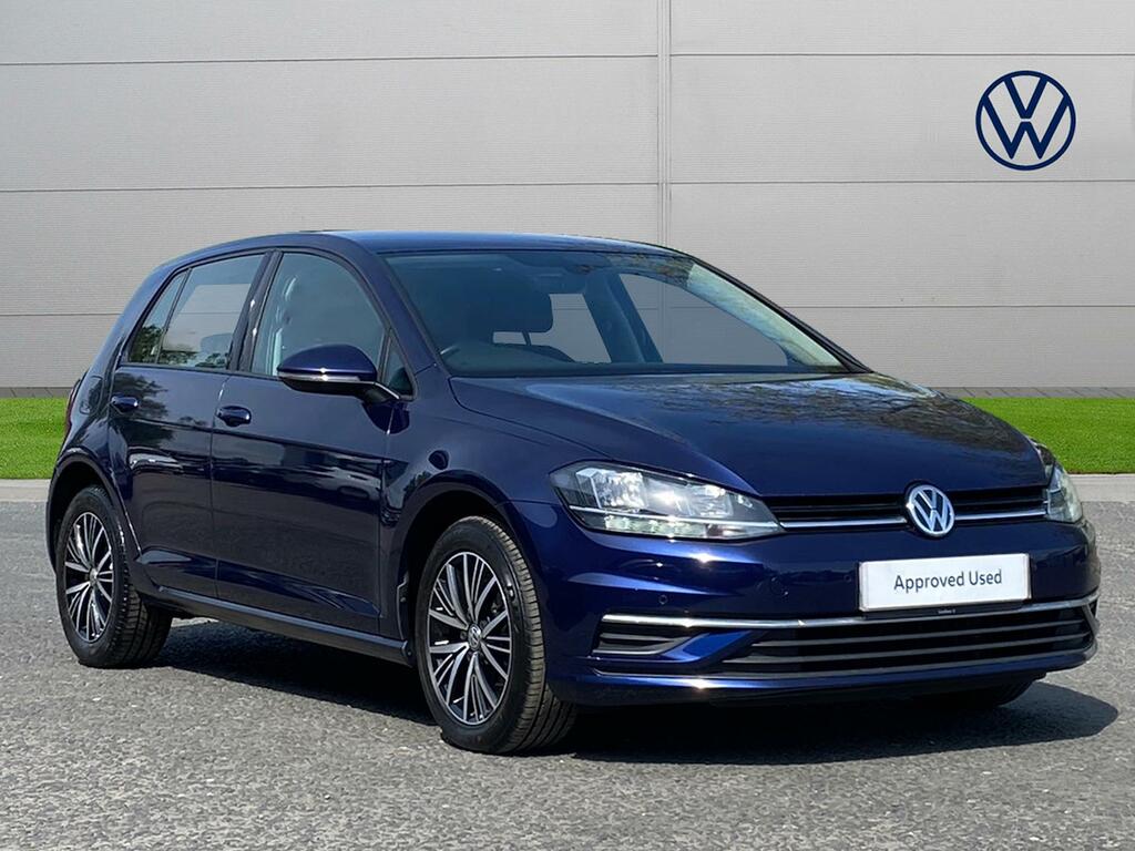 Compare Volkswagen Golf 1.6 Tdi Se Nav KU18TXC Blue