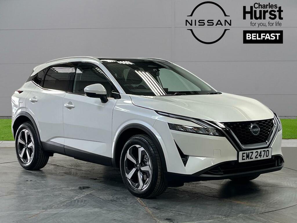 Compare Nissan Qashqai 1.3 Dig-t Mh 158 N-connecta Glass Roof EMZ2470 White