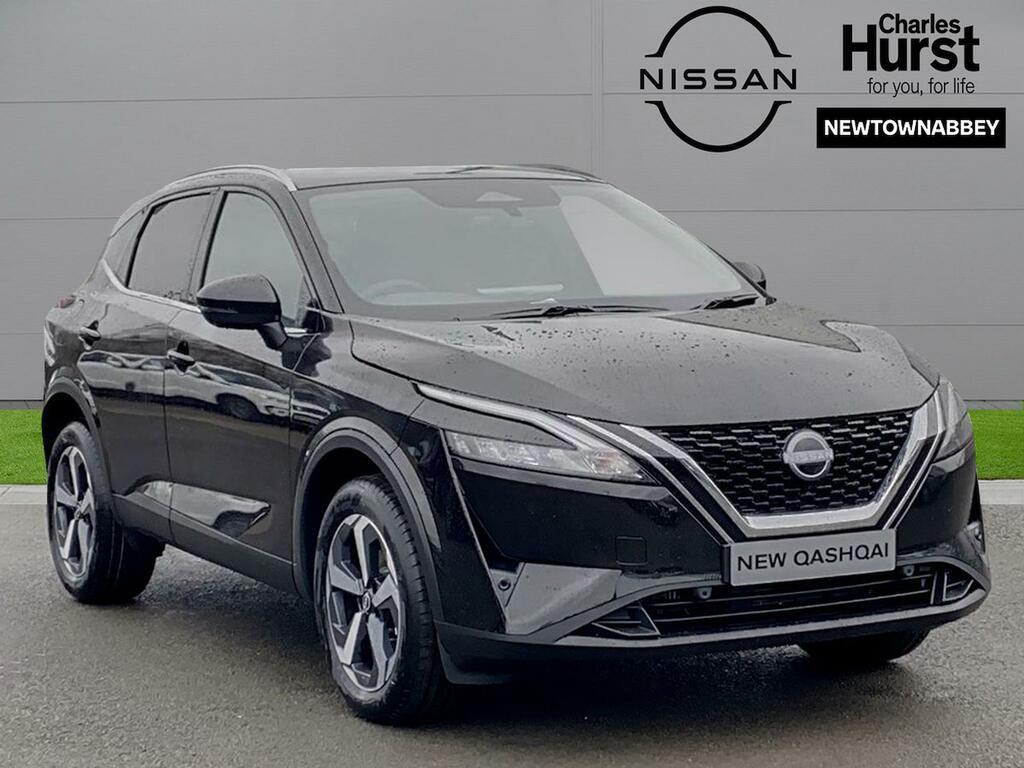 Compare Nissan Qashqai 1.3 Dig-t Mh N-connecta Glass Roof VRZ6835 Black