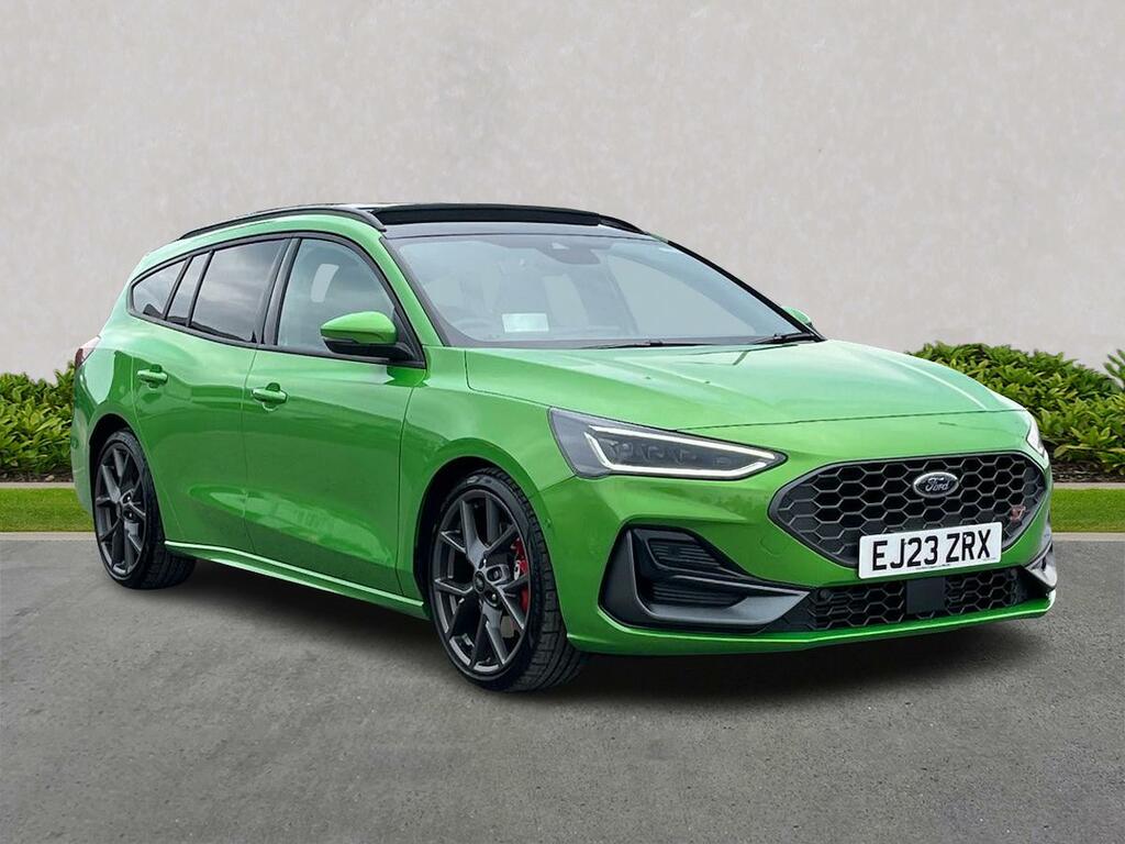 Compare Ford Focus 2.3 Ecoboost St EJ23ZRX Green