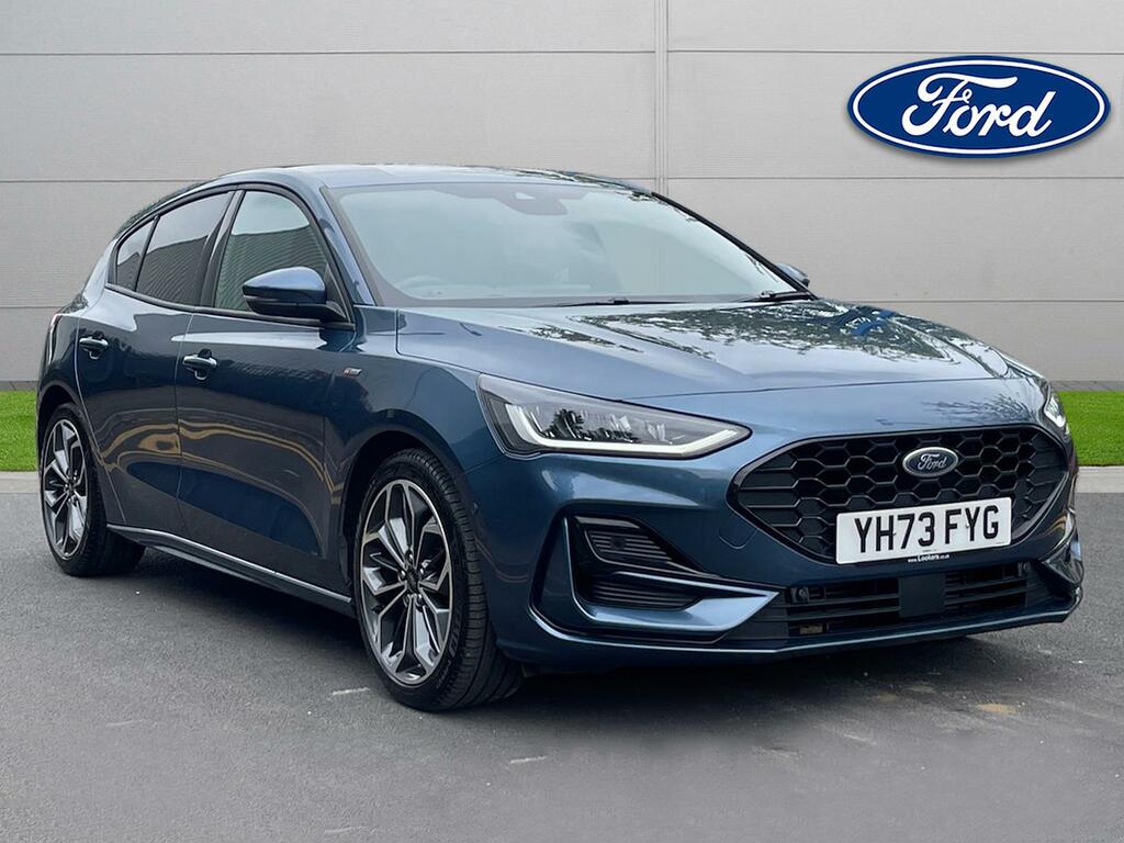 Compare Ford Focus 1.0 Ecoboost Hybrid Mhev 155 St-line X YH73FYG Blue