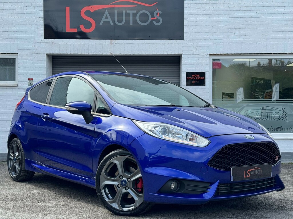 Compare Ford Fiesta 1.6T Ecoboost St-2 Euro 6 FX65ANR Blue