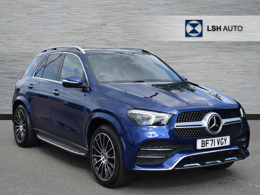 Compare Mercedes-Benz GLE Class Gle 300D 4Matic Amg Line Premium Plus 9G-troni BF71VGY Blue