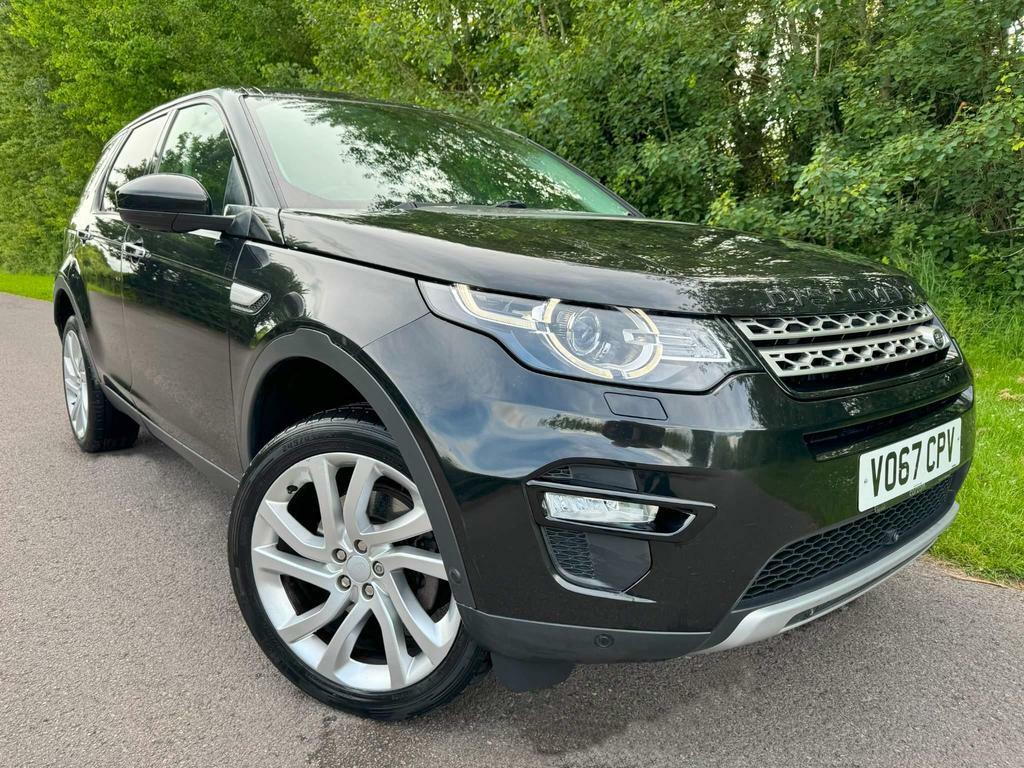 Compare Land Rover Discovery Sport Sport 2.0 Td4 Hse Luxury 4Wd Euro 6 Ss V067CPV Black