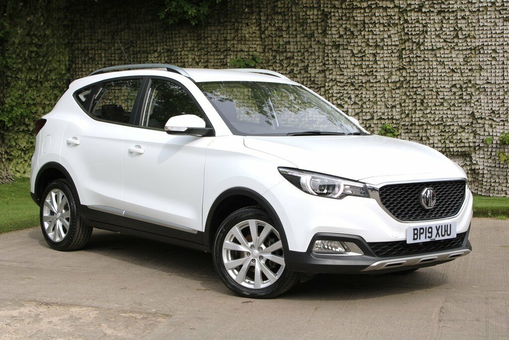 Compare MG ZS Excite BP19XUU 