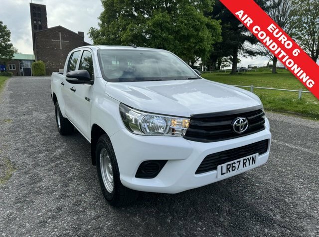 Toyota HILUX 2.4 Active 4Wd Crew Cab Pick Up Euro 6 Air Con White #1
