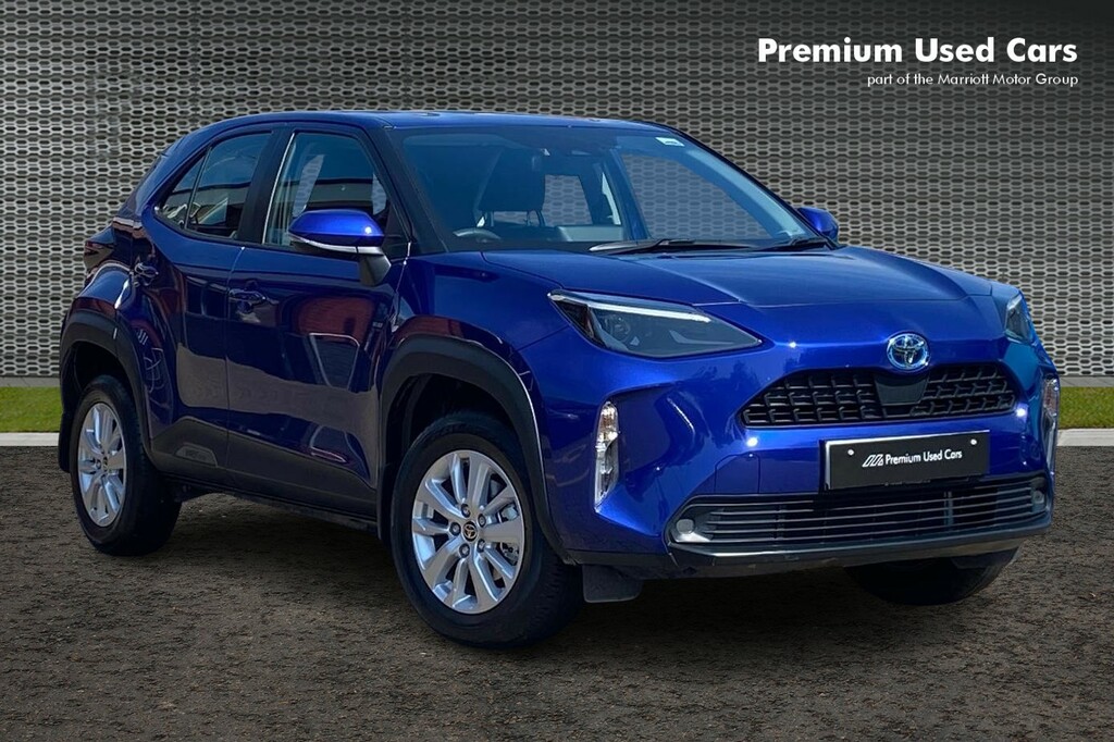 Compare Toyota Yaris Cross 1.5 Hybrid Icon Cvt AV23PNN Blue