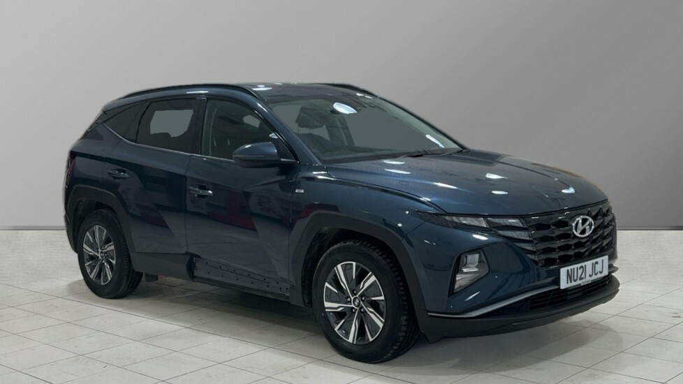 Compare Hyundai Tucson 1.6 T-gdi 48V Mhd 150 Se Connect NU21JCJ Blue