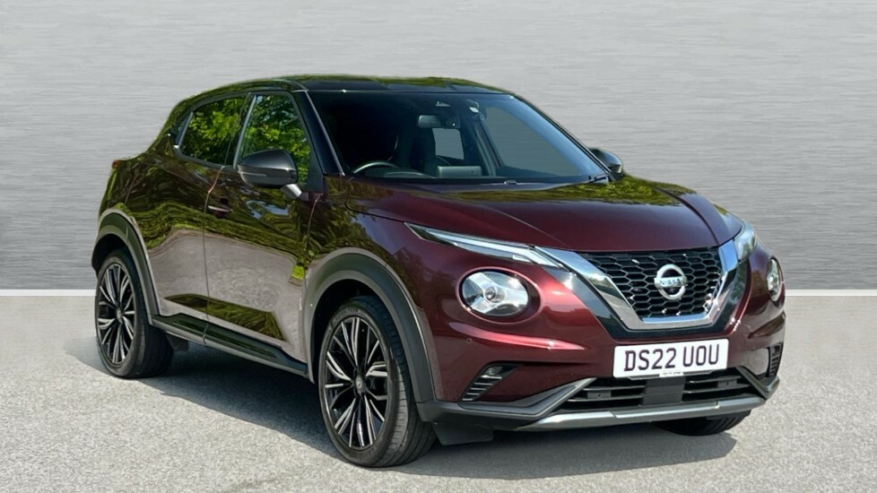 Compare Nissan Juke Nissan 1.0 Dig-t 114 Tekna Dct DS22UOU Red