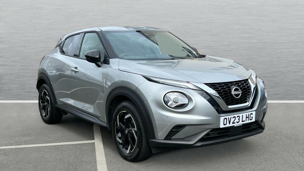 Compare Nissan Juke Hat 1.0 Dig-t 114Ps N-connecta Dct OV23LHG Silver