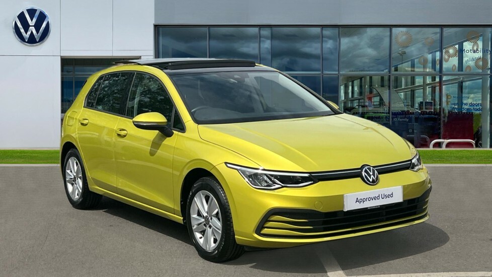 Compare Volkswagen Golf Volkswagen Hatchback 1.5 Etsi 150 Life Dsg WJ70KNO Yellow