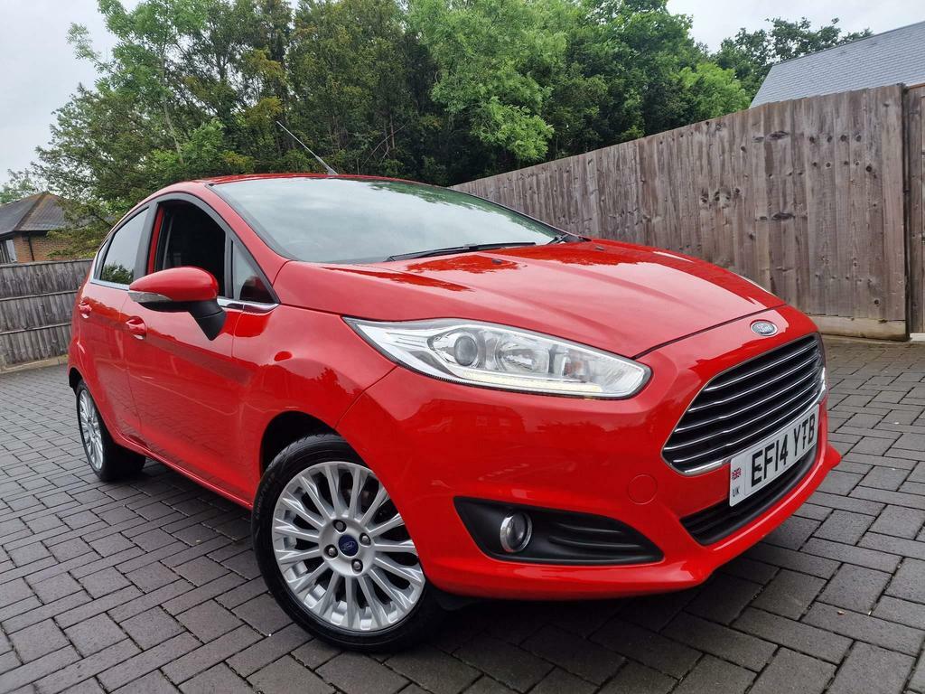 Ford Fiesta 1.0T Ecoboost Titanium Euro 5 Ss Red #1