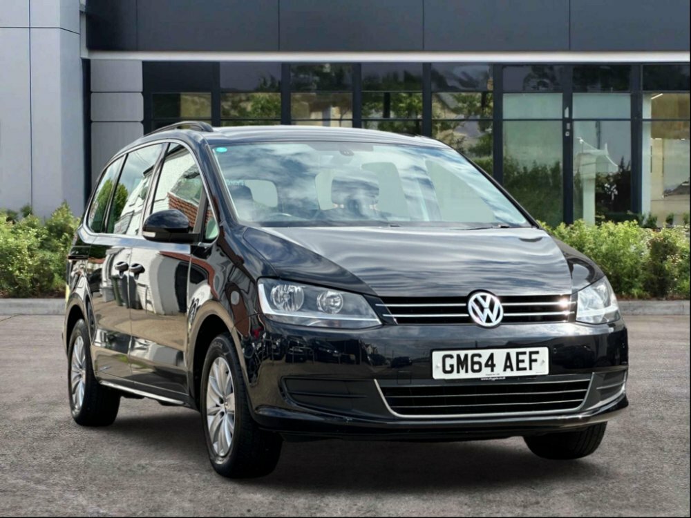 Compare Volkswagen Sharan 2.0 Tdi Bluemotion Tech Se Dsg Euro 5 Ss GM64AEF Black