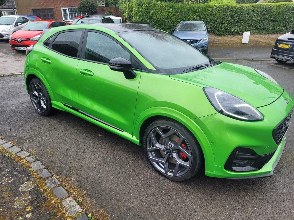 Compare Ford Puma 1.5T Ecoboost St Euro 6 Ss EJ22DLZ Green