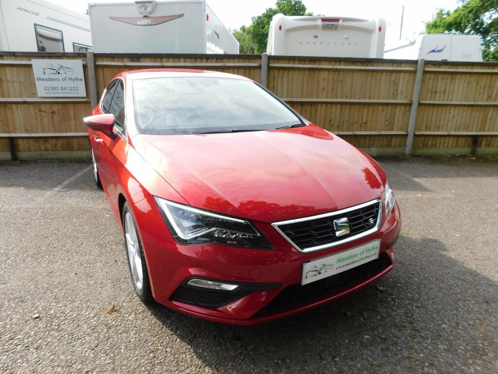 Compare Seat Leon 1.4Tsi Fr Technology RE18OXW 